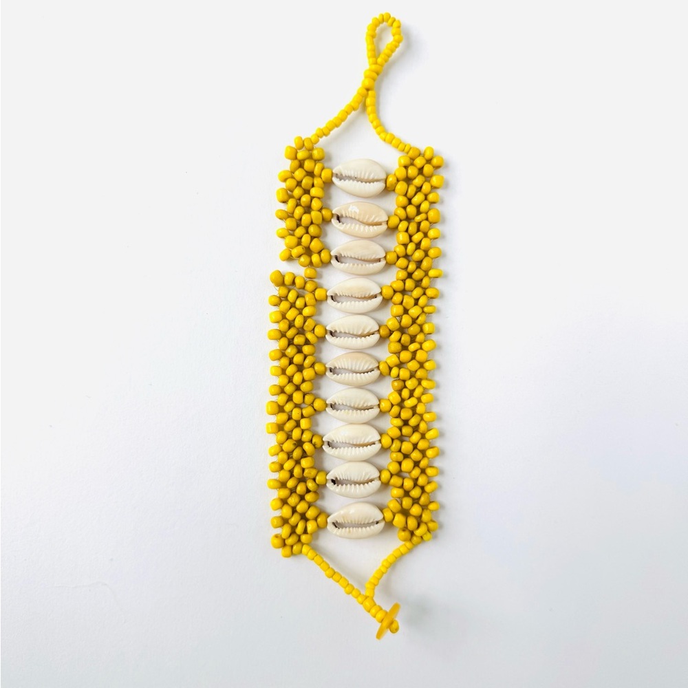 Yellow and White Beaded Shell Handmade Bracelet.